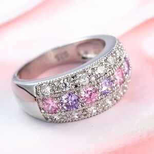 New Beautiful Women's pink and purple pastel ring